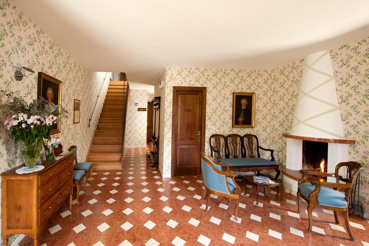 La Locanda Del Notaio Pellio Intelvi Exterior foto